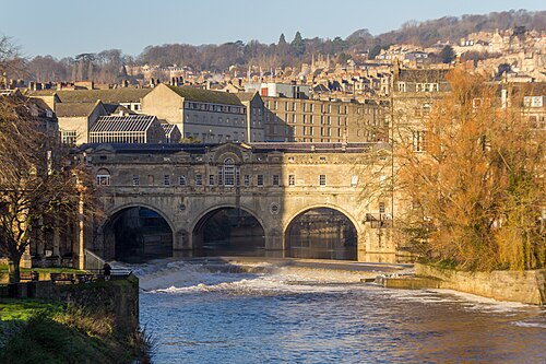 Pulteney Bridge and the curved weir on the River Avon in Bath