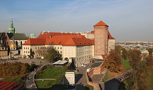 Wawel Castle and Cathedral on their hill above the Vistula river in Kraków
