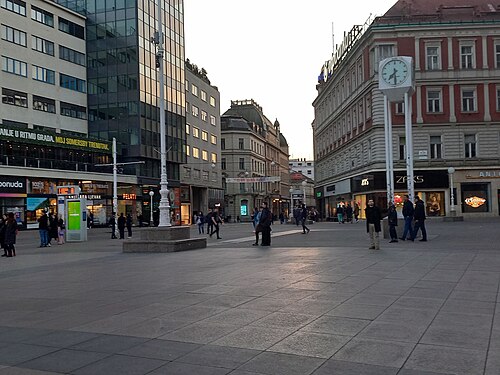 Ban Jelačić Square in the center of Zagreb, with the statue and surrounding buildings